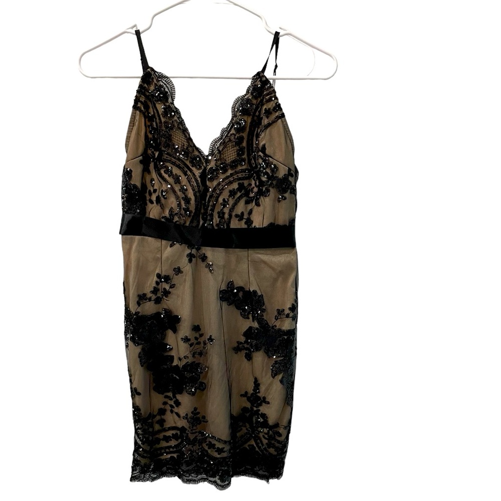 Spaghetti strapped black sequence dress size - s